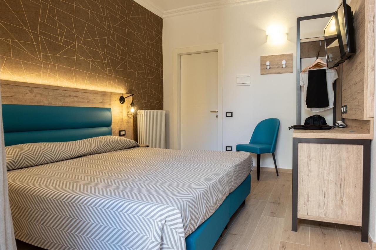 Cuneo Hotel Esterno foto