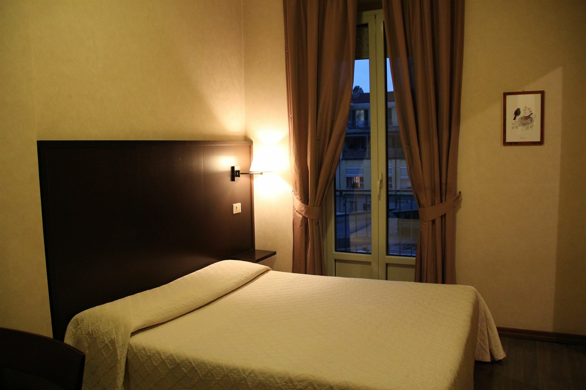 Cuneo Hotel Esterno foto